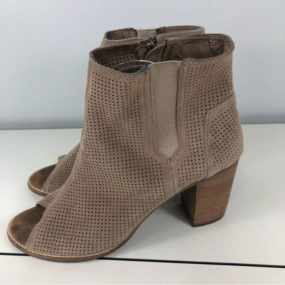 TOMS MAJORACA tan suede leather peep toe ankle boot - Picture 5 of 10